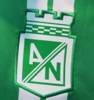 atletico nacional escudo